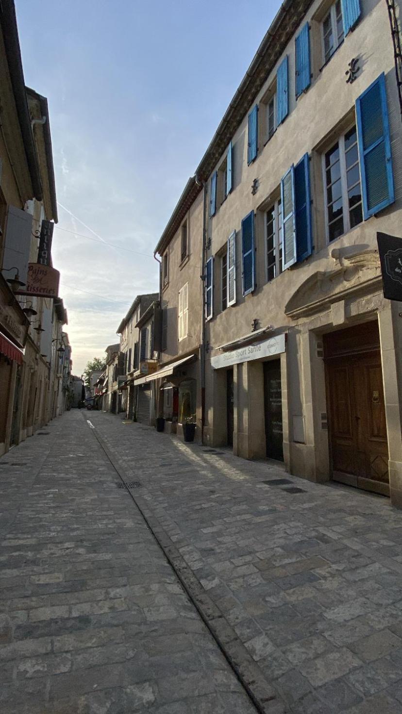 Loft Spacieux Au Coeur Des Remparts D'Aigues-Mortes Exterior photo