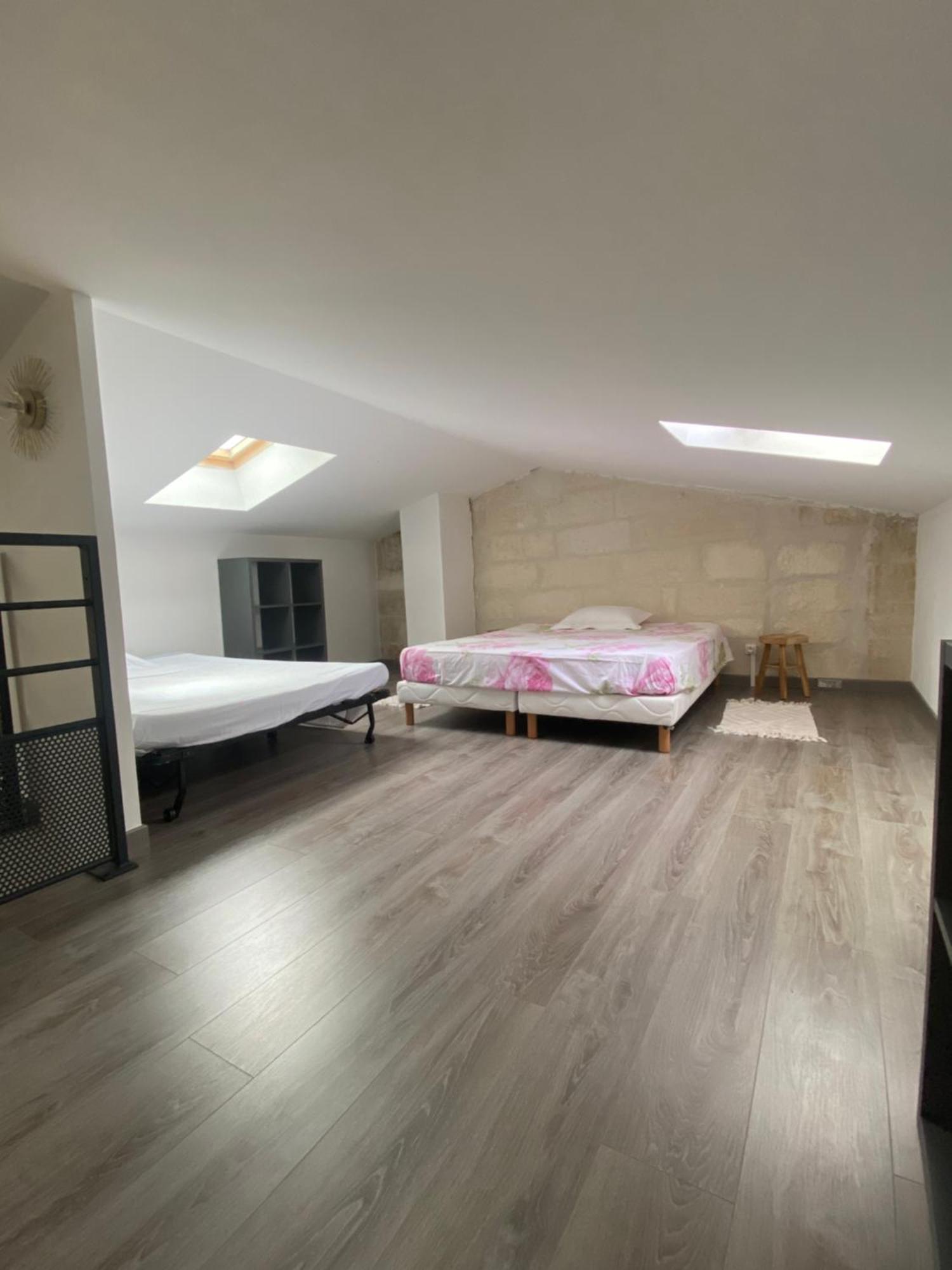 Loft Spacieux Au Coeur Des Remparts D'Aigues-Mortes Exterior photo
